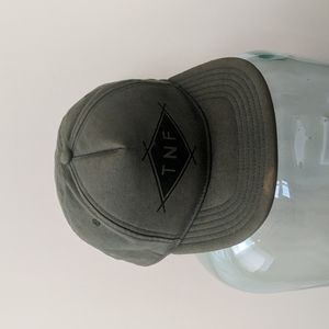 The North Face Unisex Green Snapback Flat Bill Cap